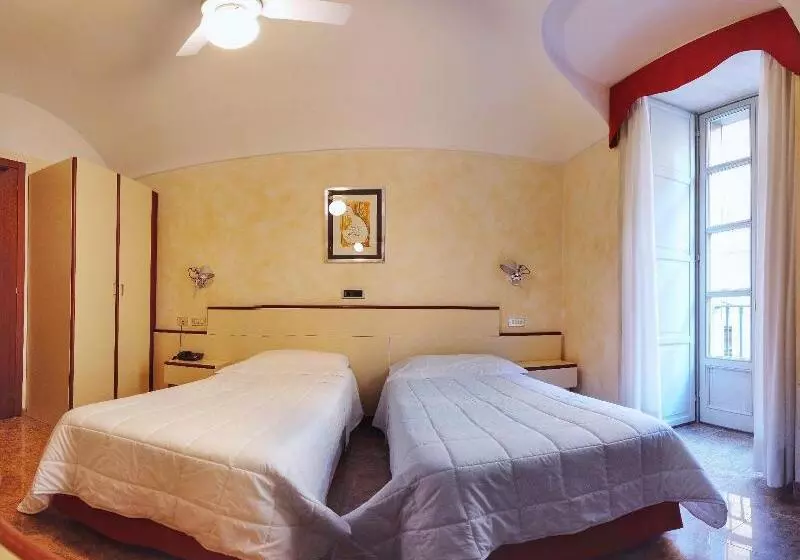 Fotos del hotel Le Petit:  18