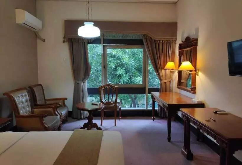 Fotos del hotel New Grand Park:  18