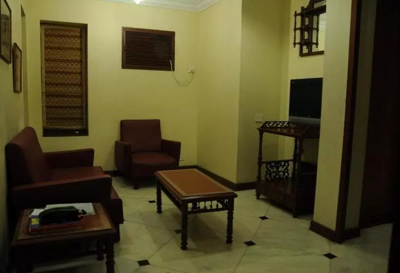 Fotos del hotel New Woodlands:  15