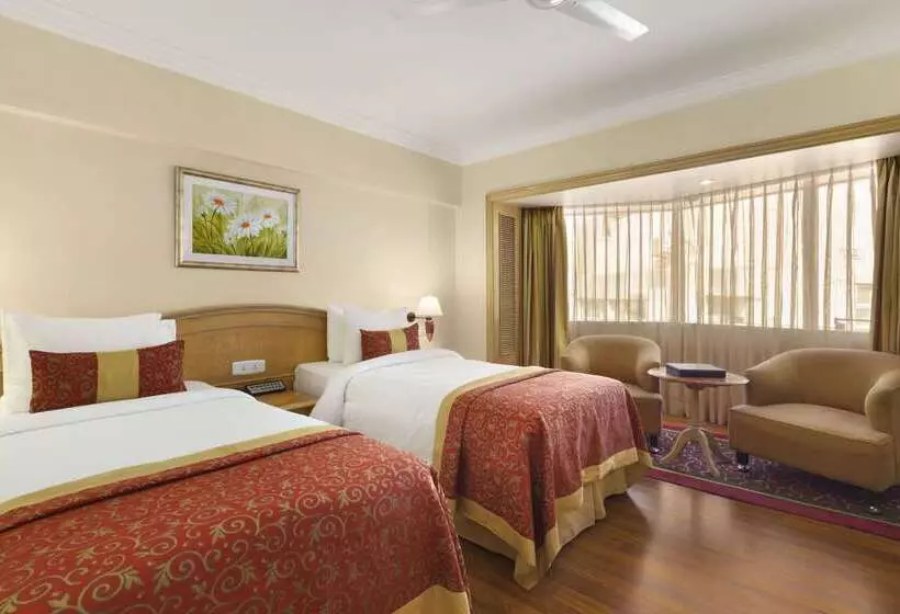 Fotos del hotel Ramada Plaza By Wyndham Palm Grove:  8