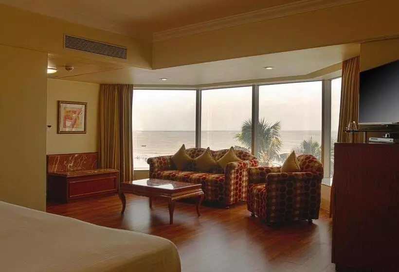 Fotos del hotel Ramada Plaza By Wyndham Palm Grove:  21