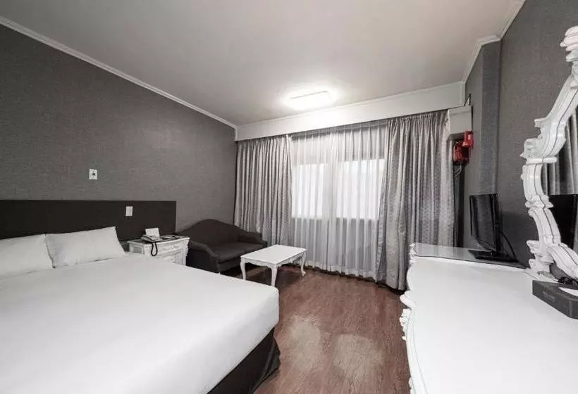 Fotos del hotel Itaewon Crown:  13