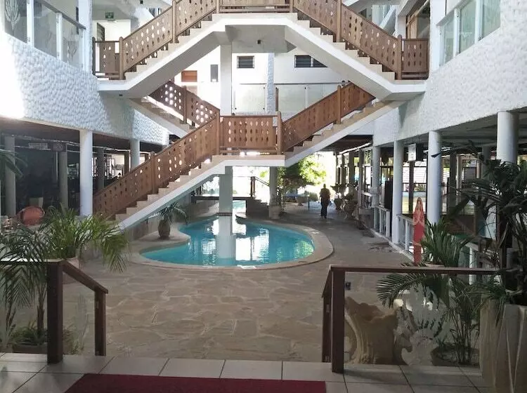 Fotos del hotel Travellers Beach:  2