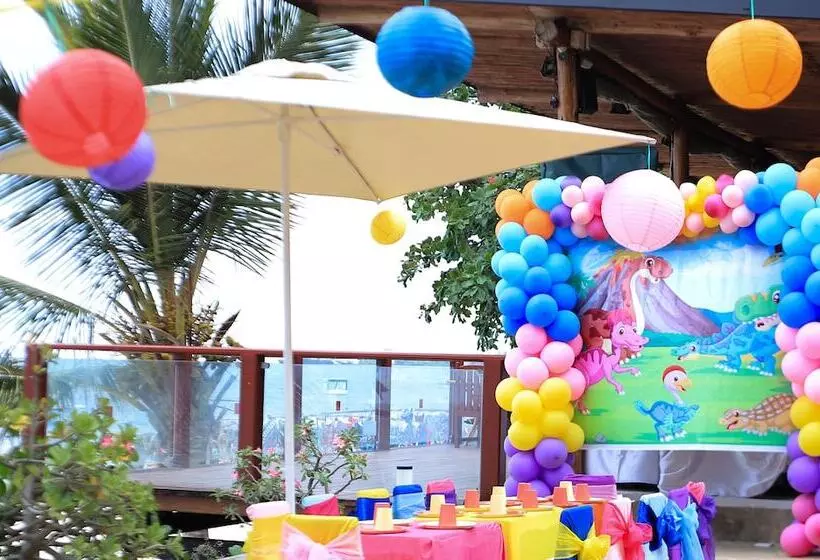 Fotos del hotel Travellers Beach:  4