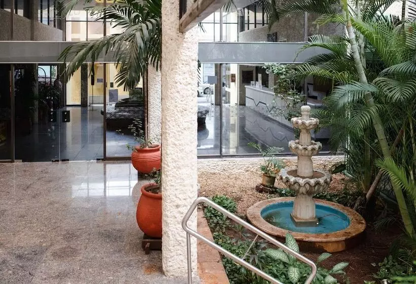 Fotos del hotel Los Aluxes:  2