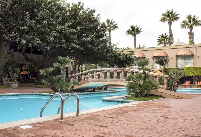 Fotos del hotel Lucerna Tijuana:  3