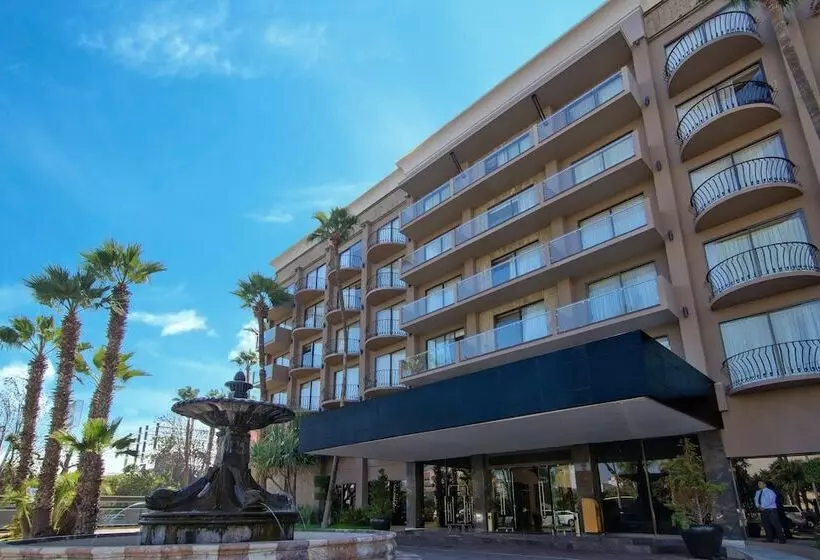 Fotos del hotel Lucerna Tijuana:  6