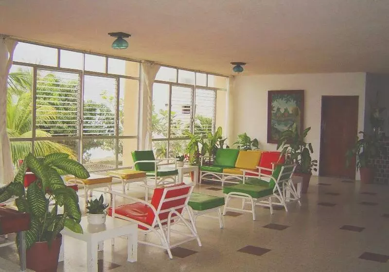 Fotos del hotel Playa De Santiago:  10