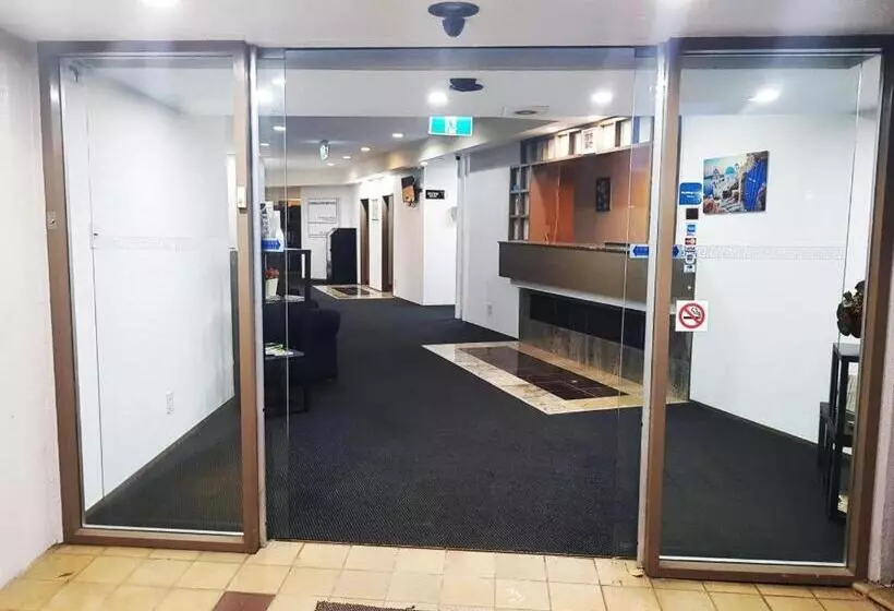 Fotos del hotel Airport Palms Hotel:  8