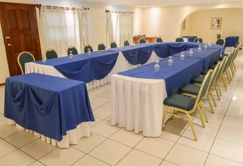 Fotos del hotel Best Western Las Mercedes Airport:  16