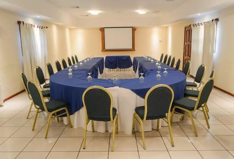 Fotos del hotel Best Western Las Mercedes Airport:  14