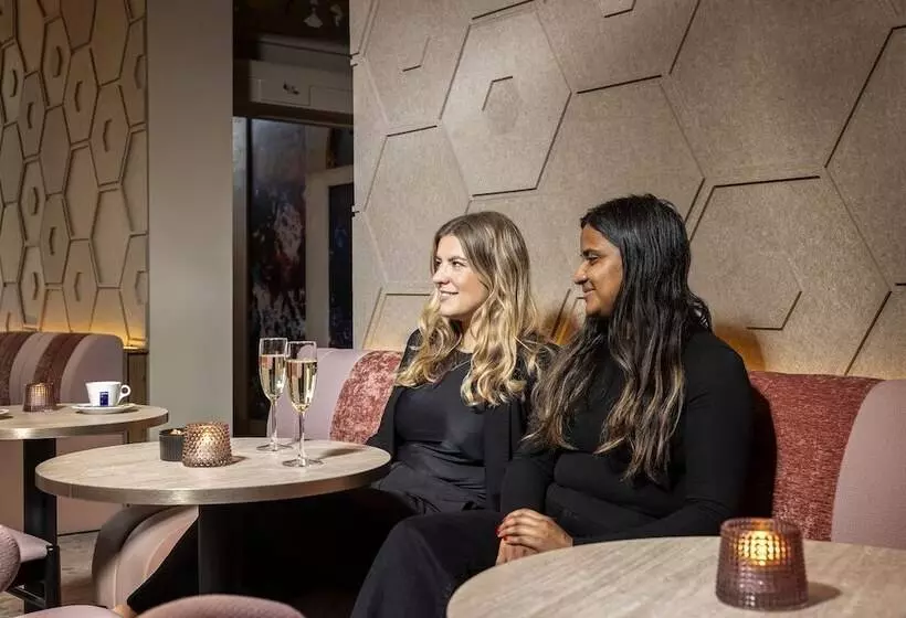 Fotos del hotel Rokin:  5