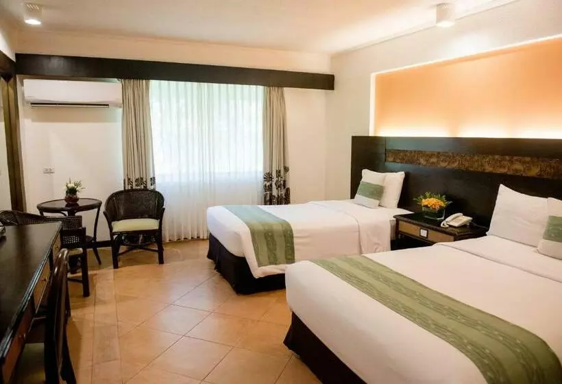 Fotos del hotel Montebello Villa:  10