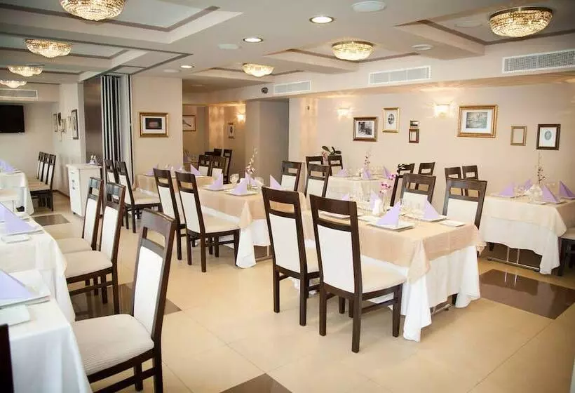 Fotos del hotel Ambasador:  3