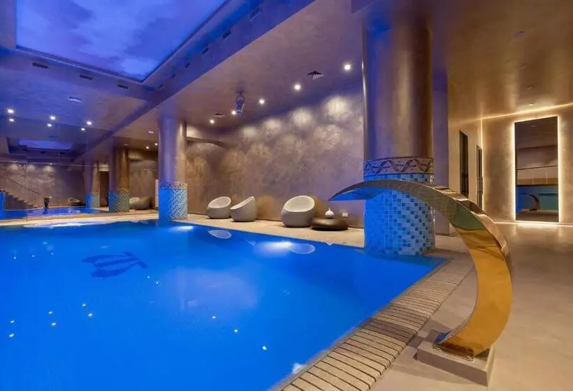 Fotos del hotel Ramada By Wyndham Bucharest Majestic:  2