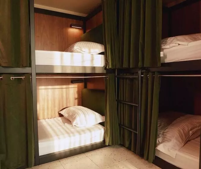 Fotos del hotel La Plaza Hotel:  22