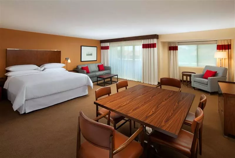 Fotos del hotel Four Points By Sheraton Phoenix South Mountain:  17