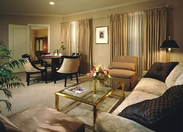 Fotos del hotel Mayflower Park Hotel:  11