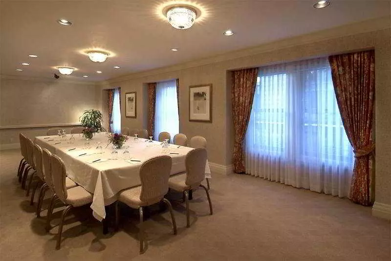 Fotos del hotel Mayflower Park Hotel:  5