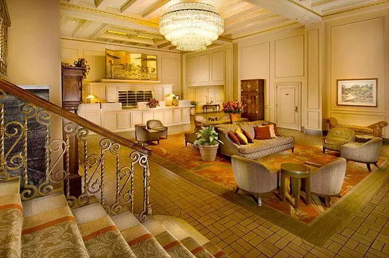 Fotos del hotel Mayflower Park Hotel:  3