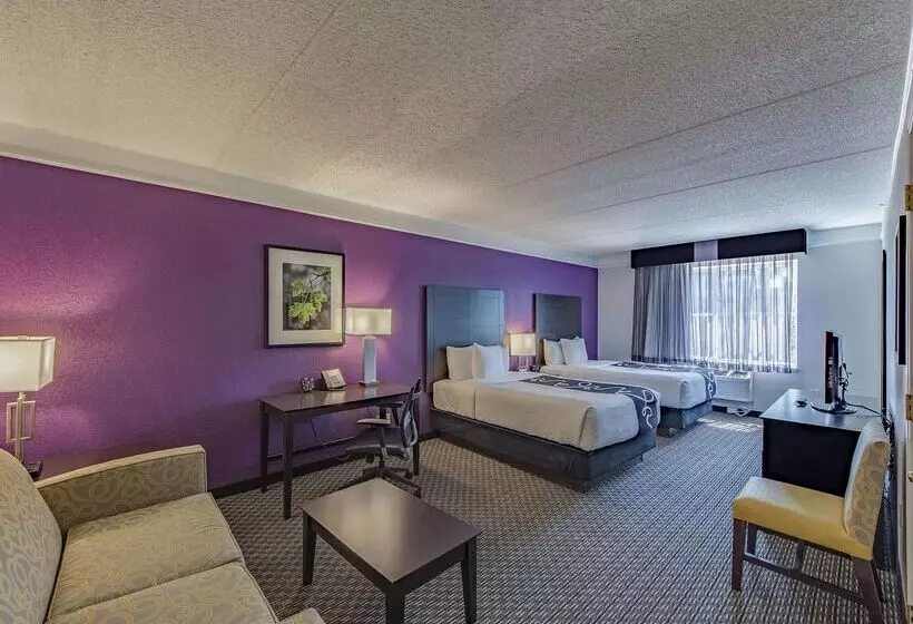 Fotos del hotel Travelodge By Wyndham Houston Cyfair:  8