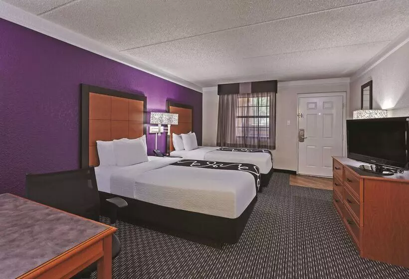 Fotos del hotel Travelodge By Wyndham Houston Cyfair:  2