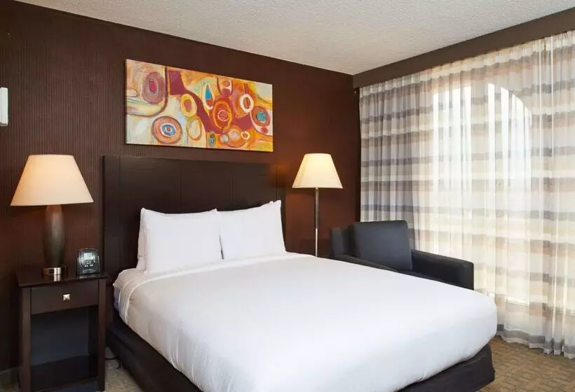 Fotos del hotel Doubletree By Hilton Dallas Market Center:  16