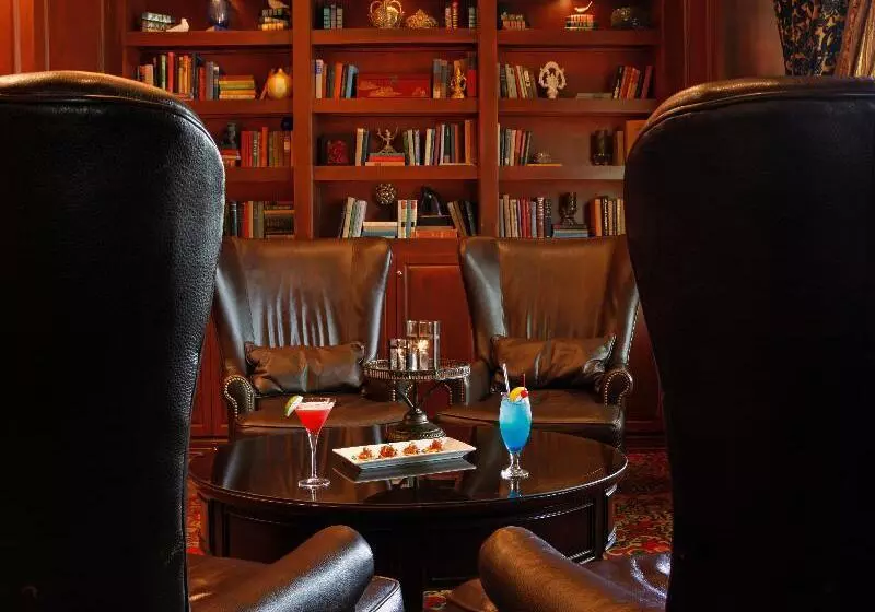 Fotos del hotel Warwick Melrose:  9