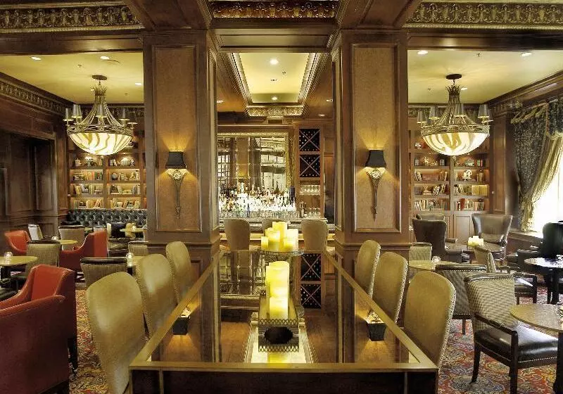 Fotos del hotel Warwick Melrose:  8