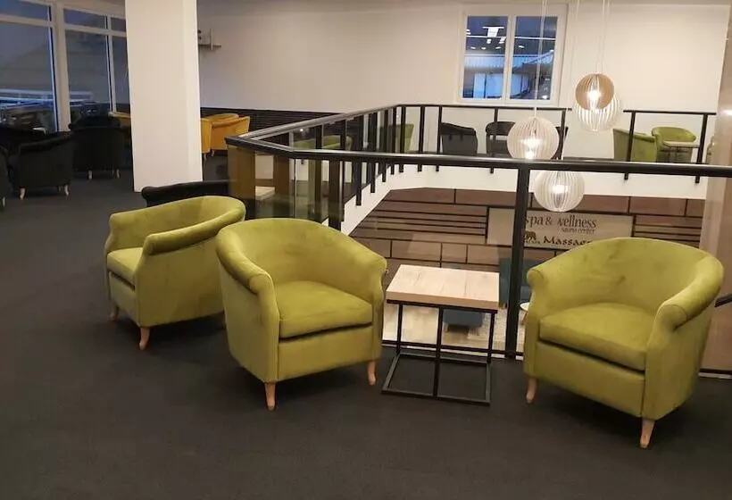 Fotos del hotel Alpina:  15