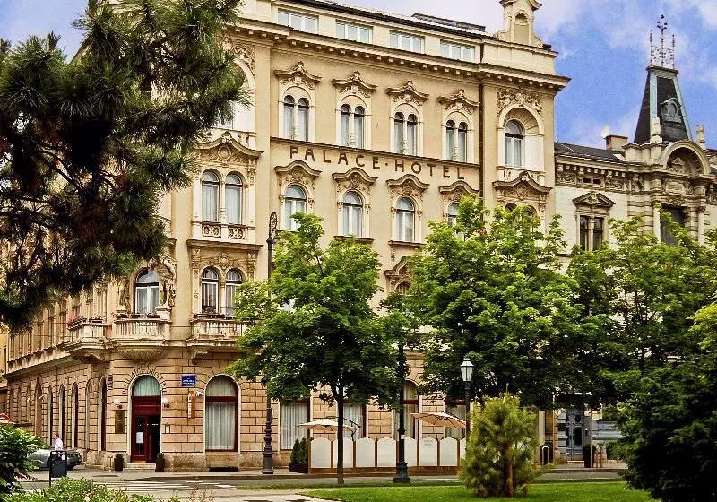 Fotos del hotel Palace:  8