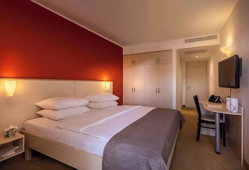 Rubin Sunny  By Valamar