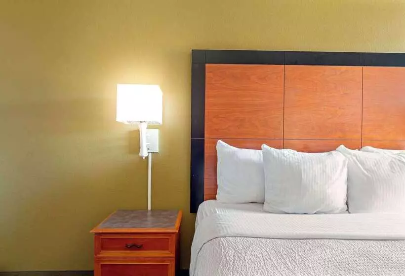 Fotos del hotel La Quinta Inn By Wyndham Phoenix North:  17