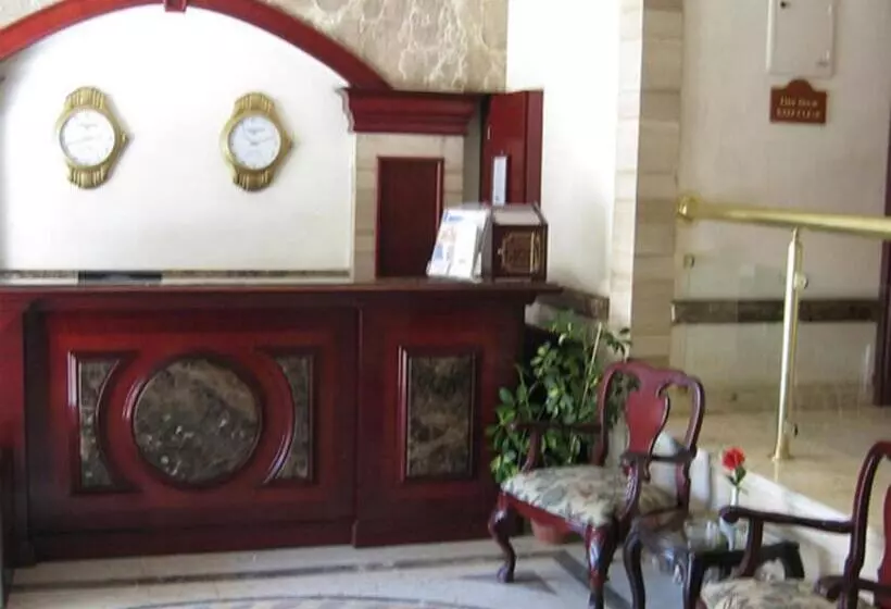 Fotos del hotel Philippe Luxor:  7