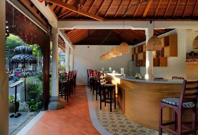 Fotos del hotel Adi Dharma Cottages:  4