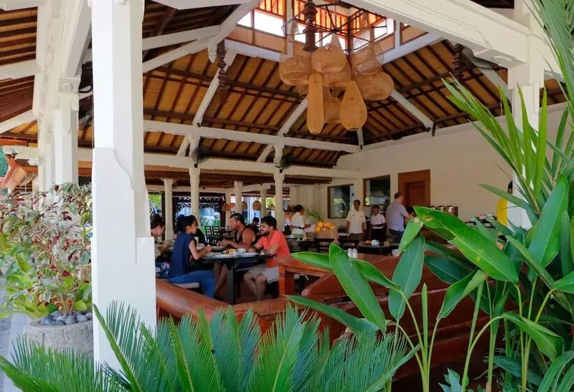 Fotos del hotel Adi Dharma Cottages:  9