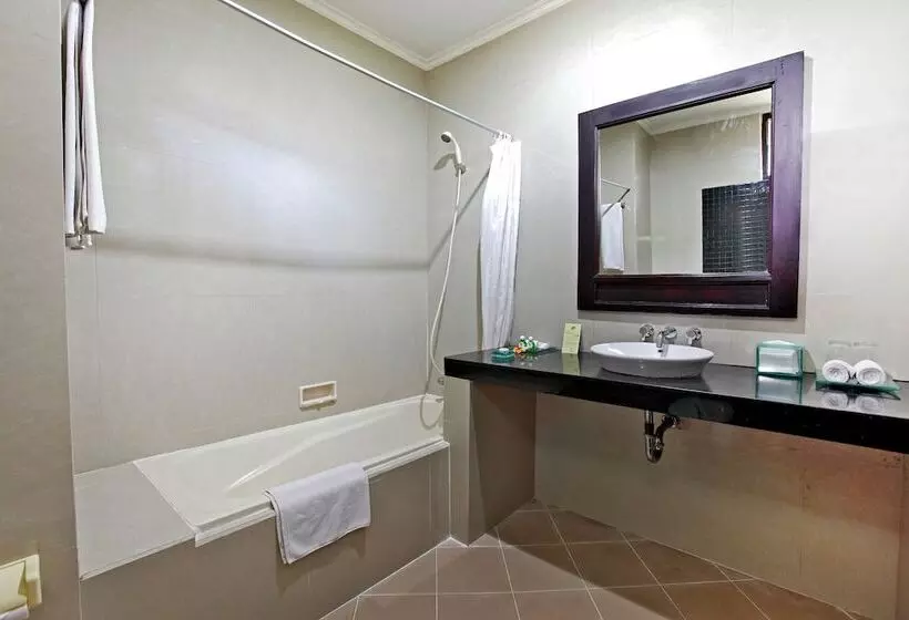 Fotos del hotel Adi Dharma Cottages:  6