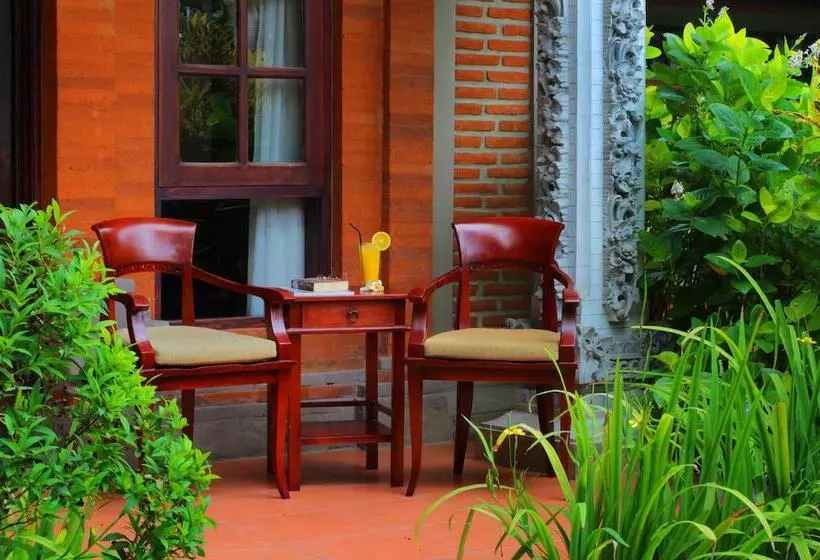 Fotos del hotel Adi Dharma Cottages:  5