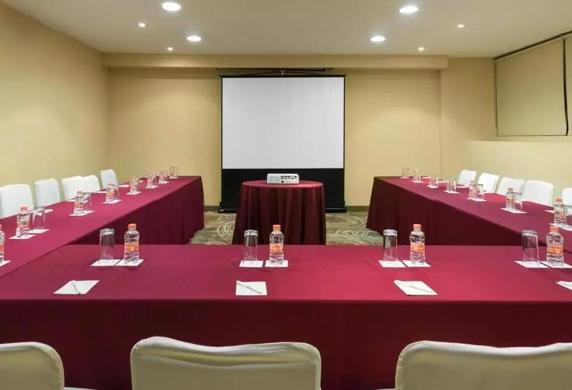 Fotos del hotel Krystal Monterrey:  23