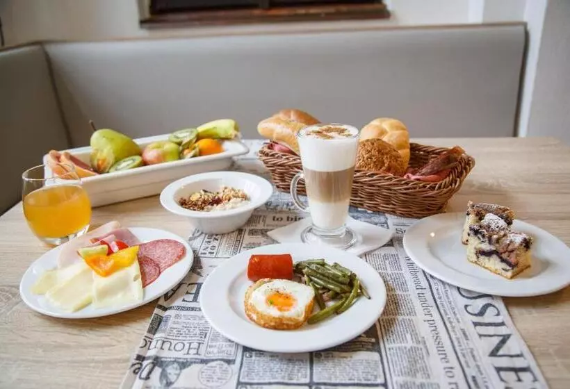 Fotos del hotel Praha:  11