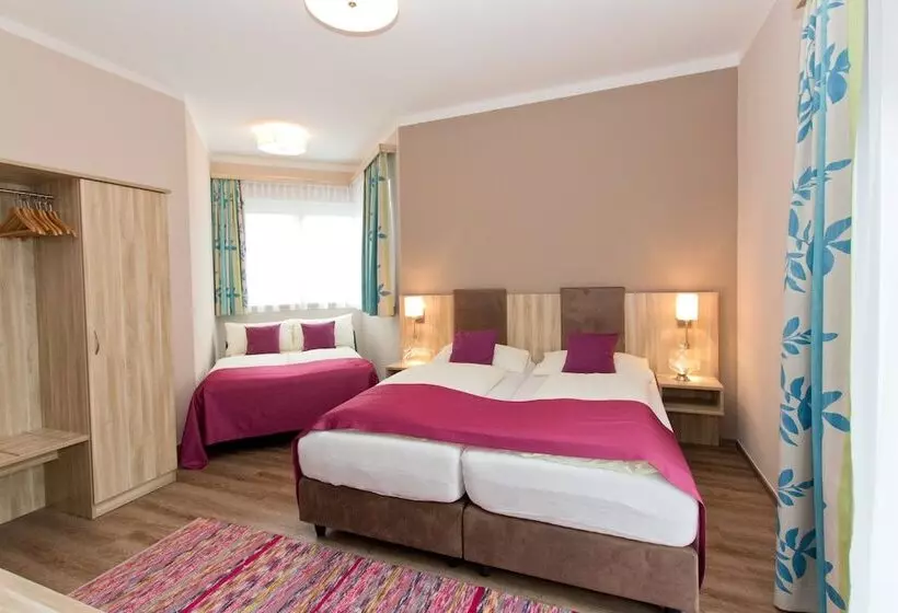 Fotos del hotel Das Junior By Max 70:  17