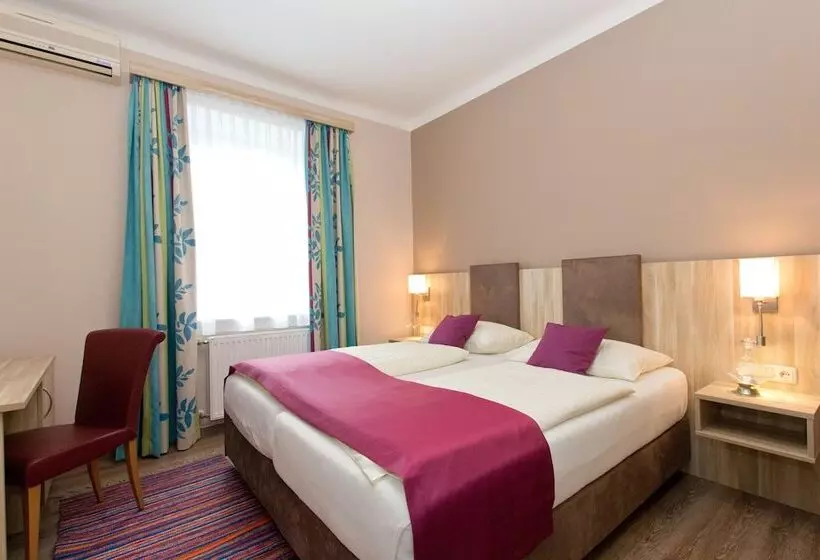 Das Junior By Max 70