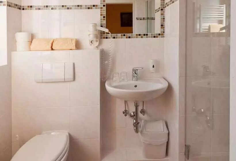 Fotos del hotel Das Junior By Max 70:  14