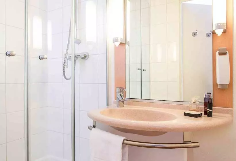 Fotos del hotel Ibis Leuven Centrum:  5