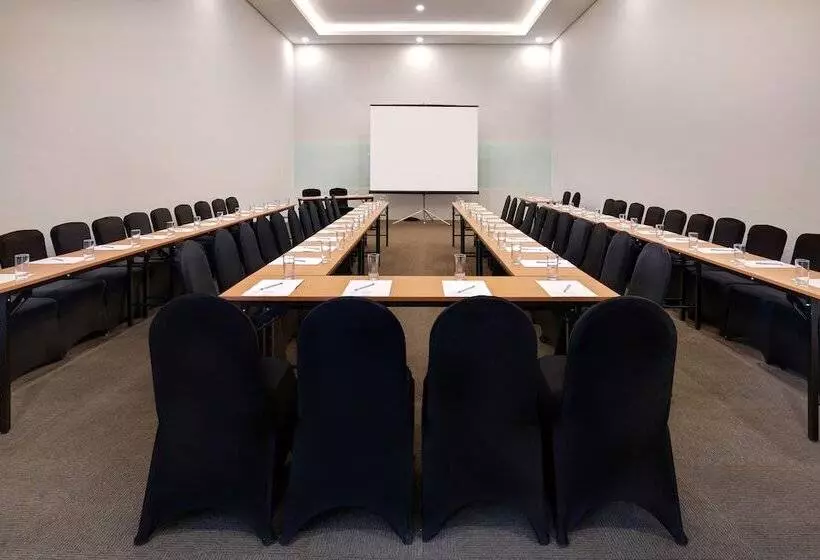 Fotos del hotel Novotel Surabaya:  11