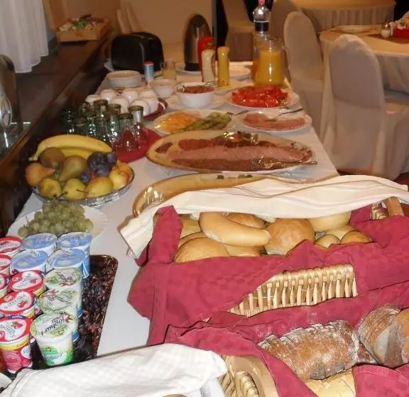 Fotos del hotel Bobbio:  7