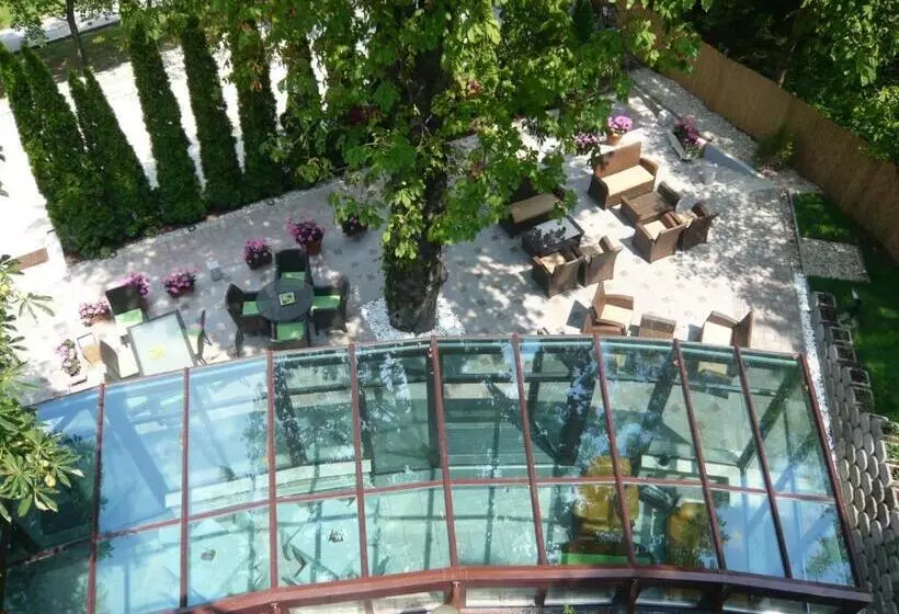 Fotos del hotel Bobbio:  8