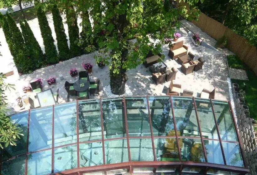 Fotos del hotel Bobbio:  4