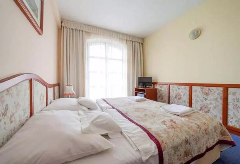 Fotos del hotel Bobbio:  10