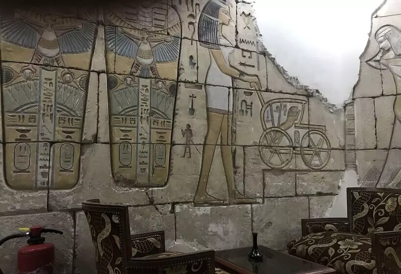 Fotos del hotel Gaddis Hotel, Suites And Apartments:  7